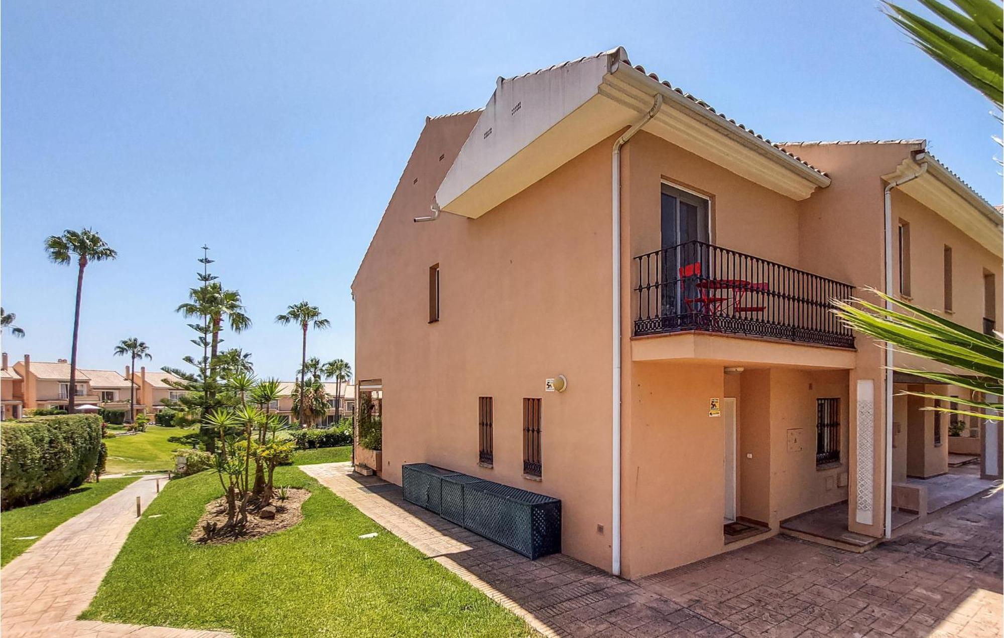 Semesterbostad 3 Bedroom Cozy In Malaga